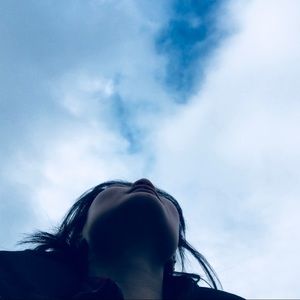 Meet your Posher, Linh